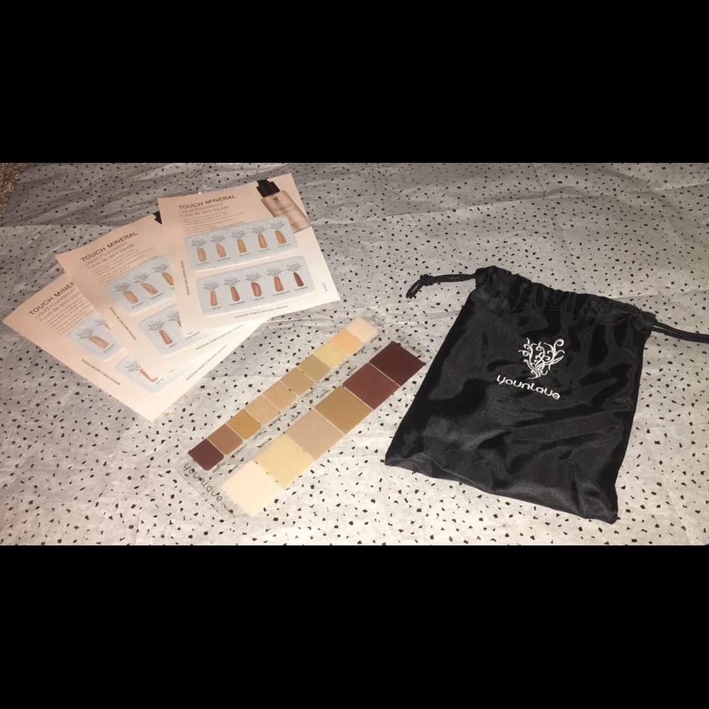 Younique distributor materials